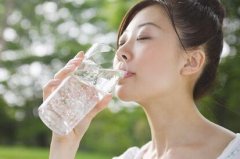 上班族什么时候喝水才是最健康的？